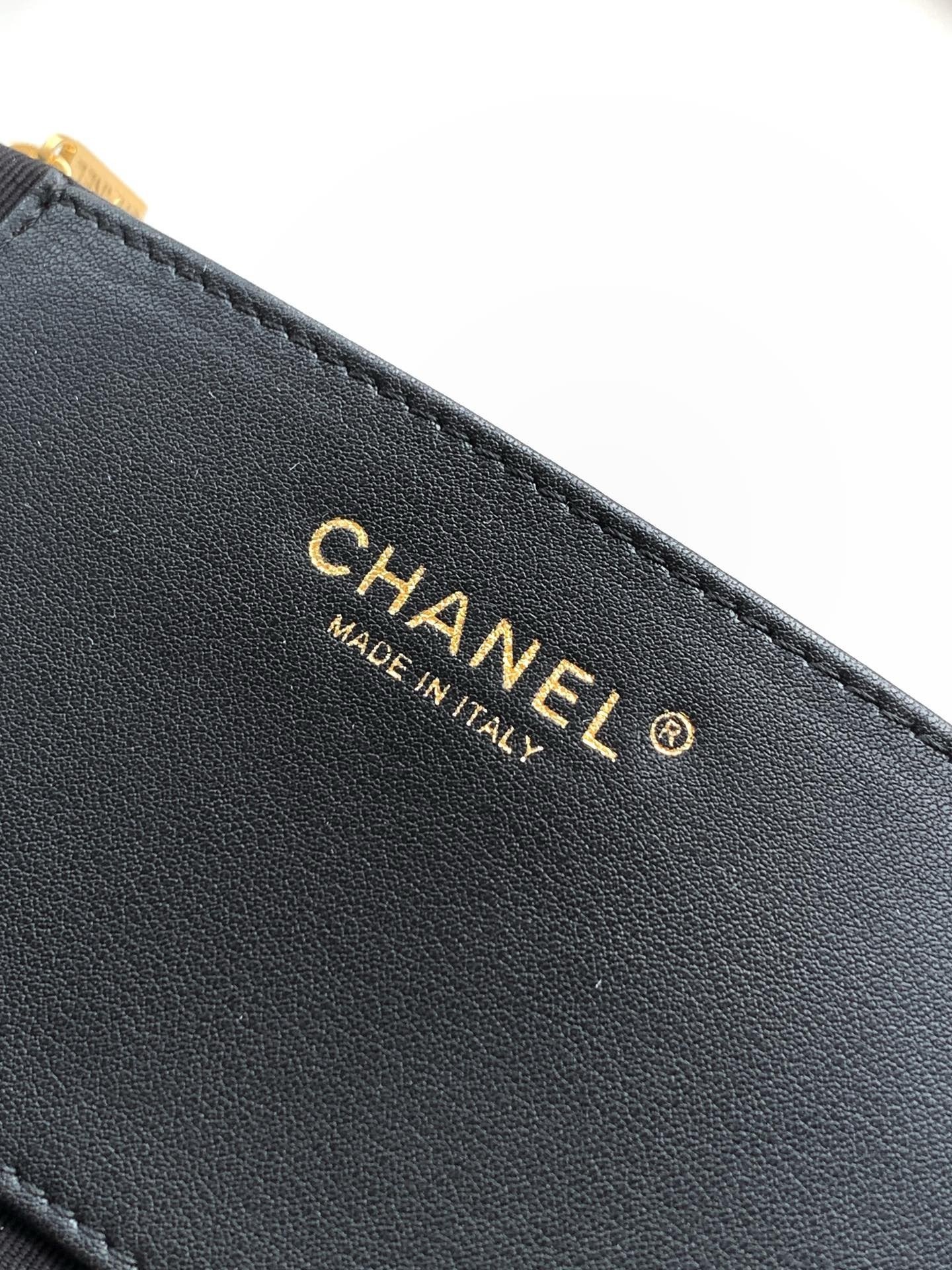Chanel hobo OHANEL maxi Large Bag 0011150
