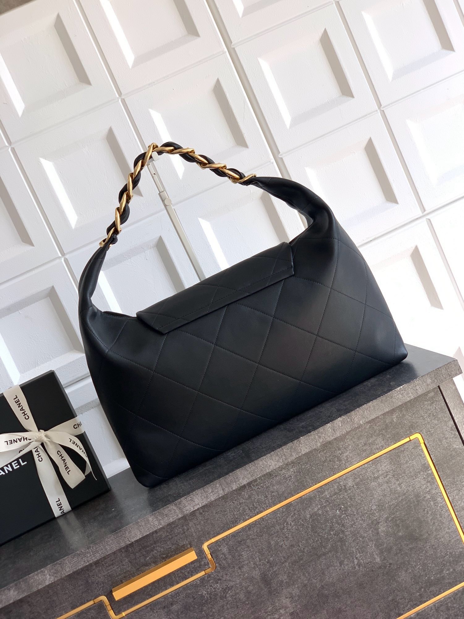 Chanel hobo OHANEL maxi Bag 0011090