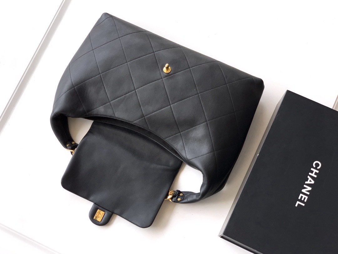 Chanel hobo OHANEL maxi Bag 0011090