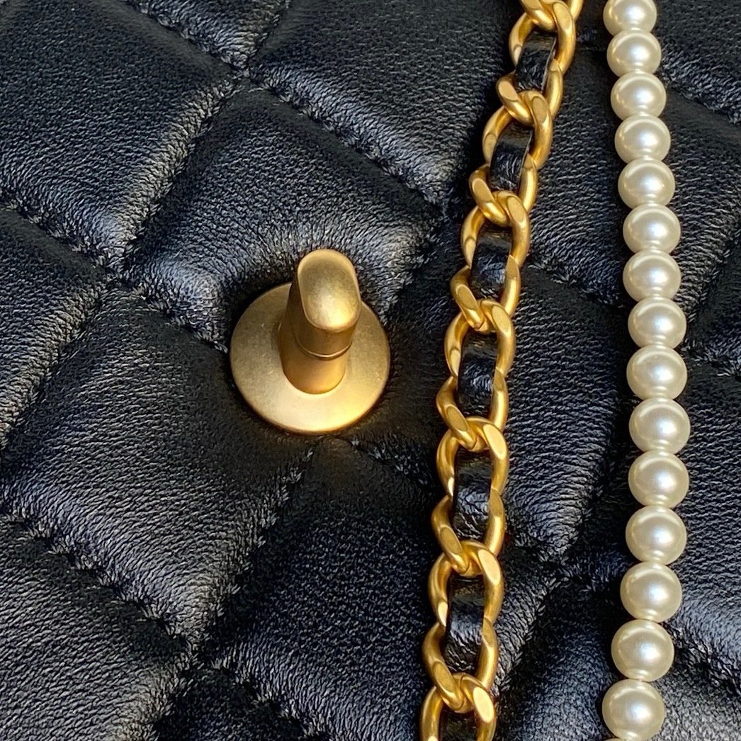 Chanel Chane1 AP5603 logo Mini Gold Bag 0011030