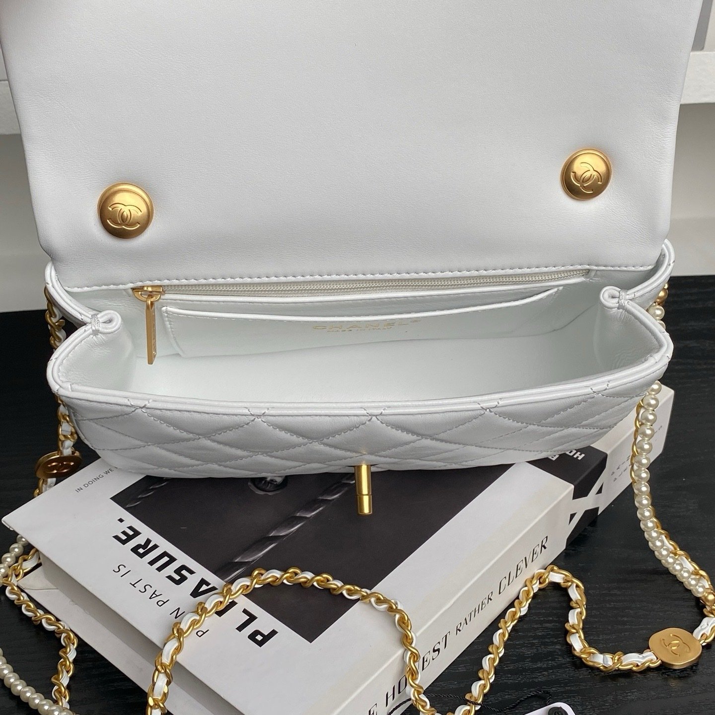 Chanel Chane1 AP5603 logo Mini Gold Bag 0011030