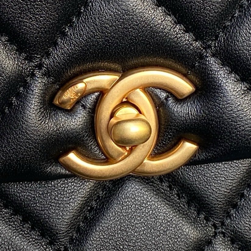 Chanel Chane1 AP5602 logo Mini Gold Bag 0011010
