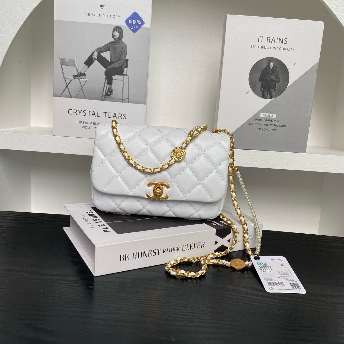 Chanel Chane1 AP5602 logo Mini Gold Bag 0011010