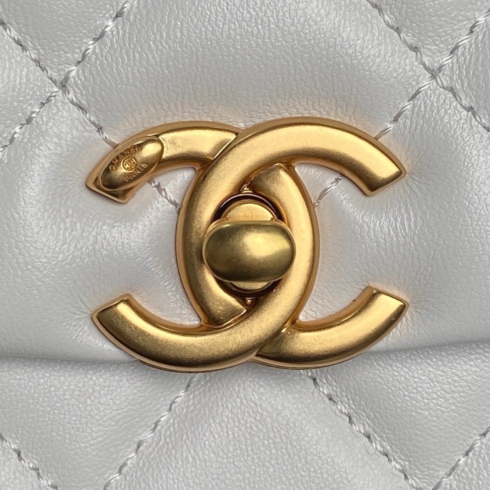 Chanel Chane1 AP5602 logo Mini Gold Bag 0011010