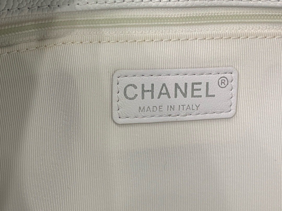 Chanel X33X13CM Silver Shopping Bag 50995