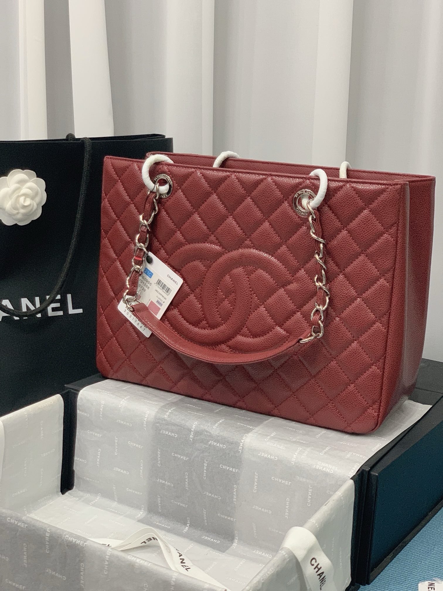 Chanel X33X13CM Silver Shopping Bag 50995