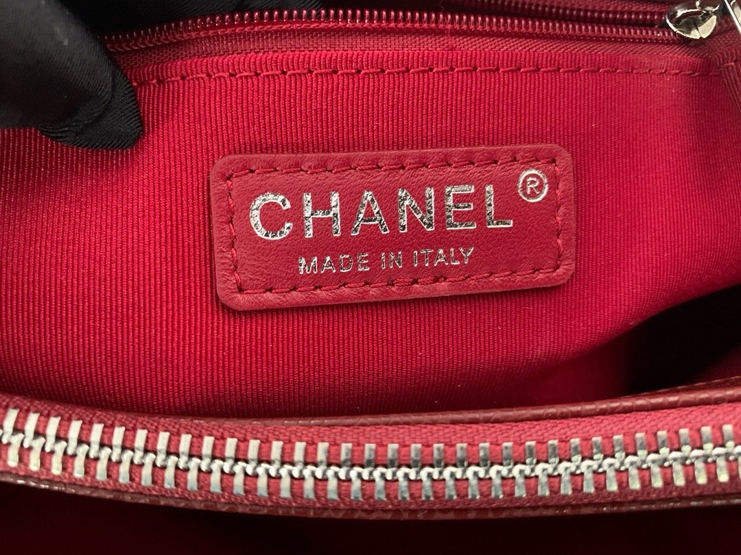 Chanel X33X13CM Silver Shopping Bag 50995