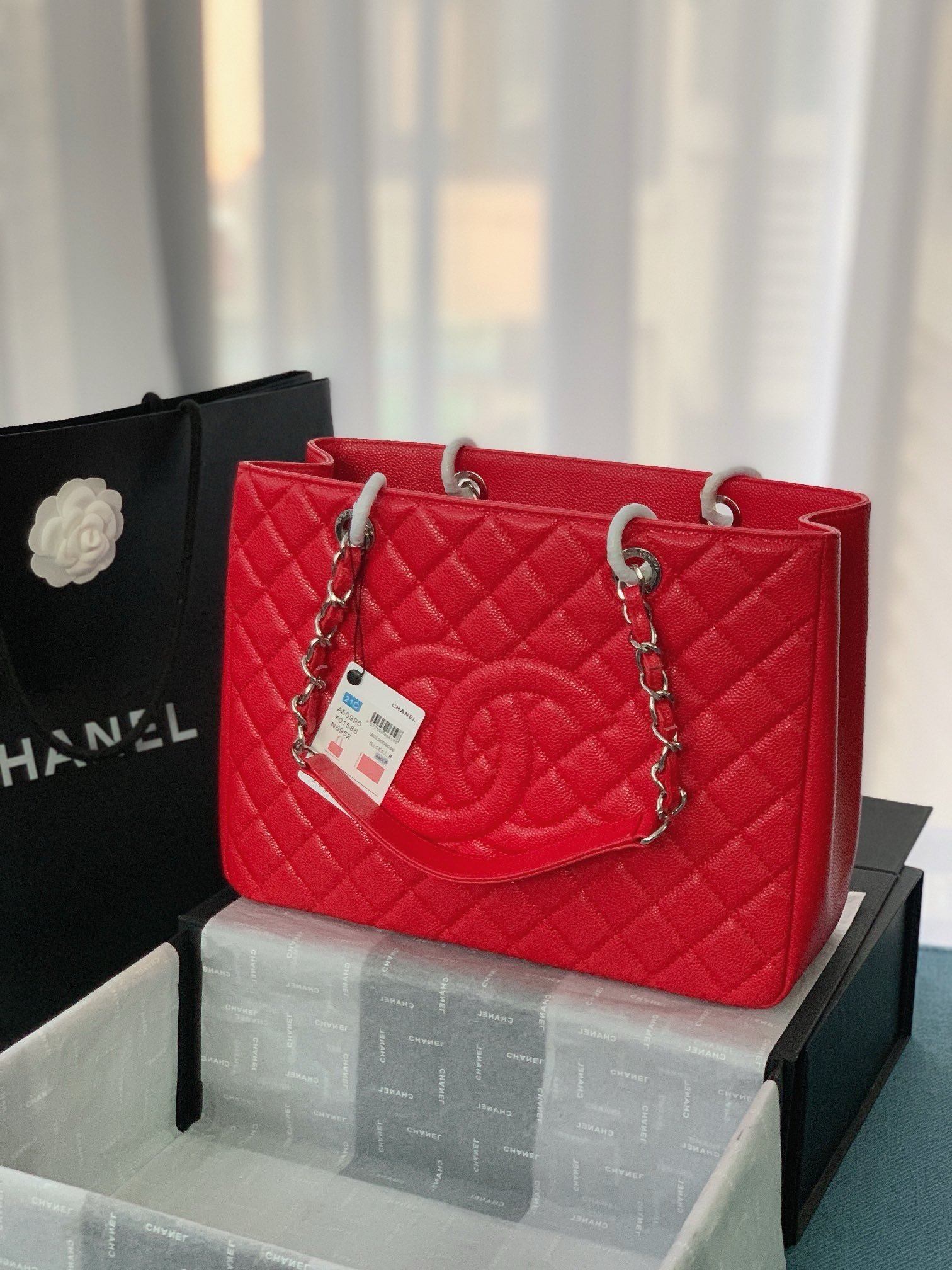 Chanel X33X13CM Silver Shopping Bag 50995