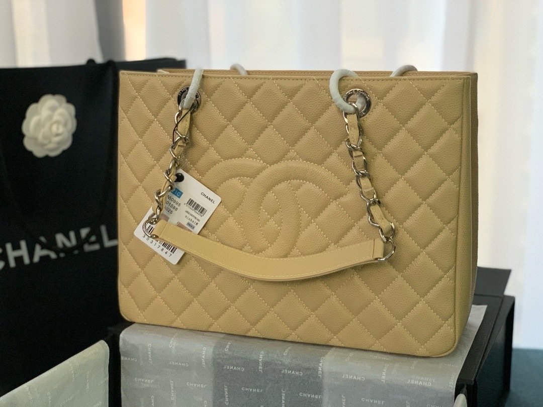 Chanel X33X13CM Silver Shopping Bag 50995