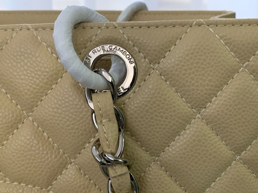 Chanel X33X13CM Silver Shopping Bag 50995