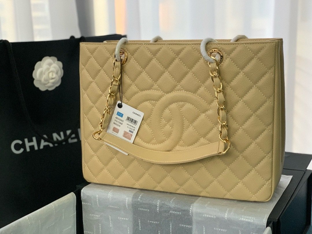 Chanel X33X13CM Silver Shopping Bag 50995