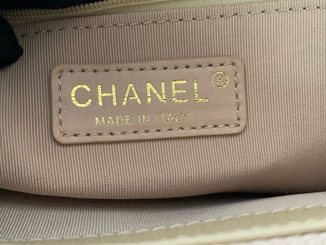 Chanel X33X13CM Silver Shopping Bag 50995