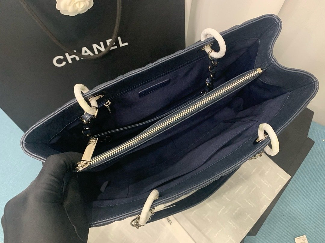 Chanel X33X13CM Silver Shopping Bag 50995