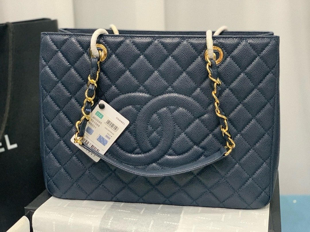 Chanel X33X13CM Silver Shopping Bag 50995