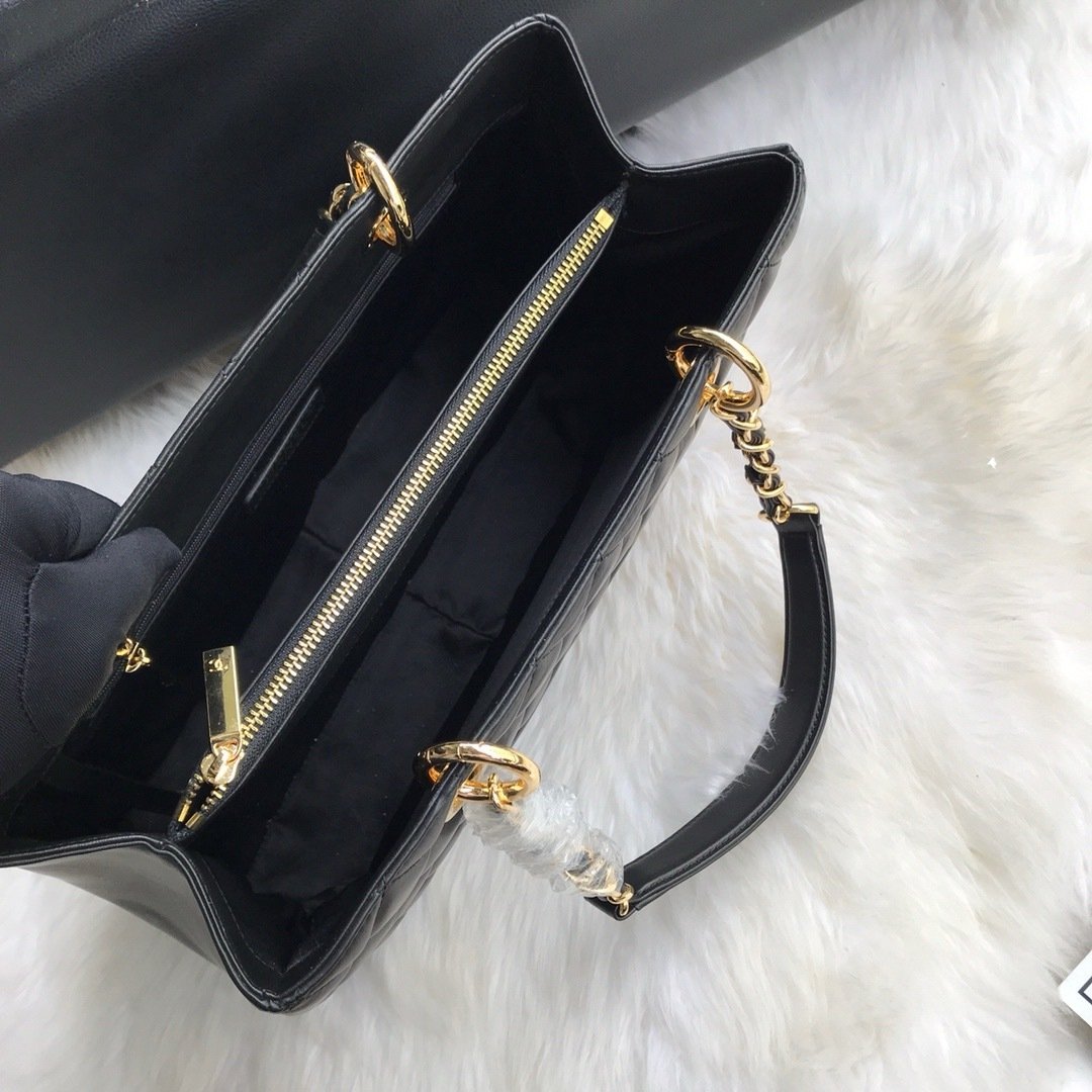 Chanel A50995 GST LE Shopping Bag 001790