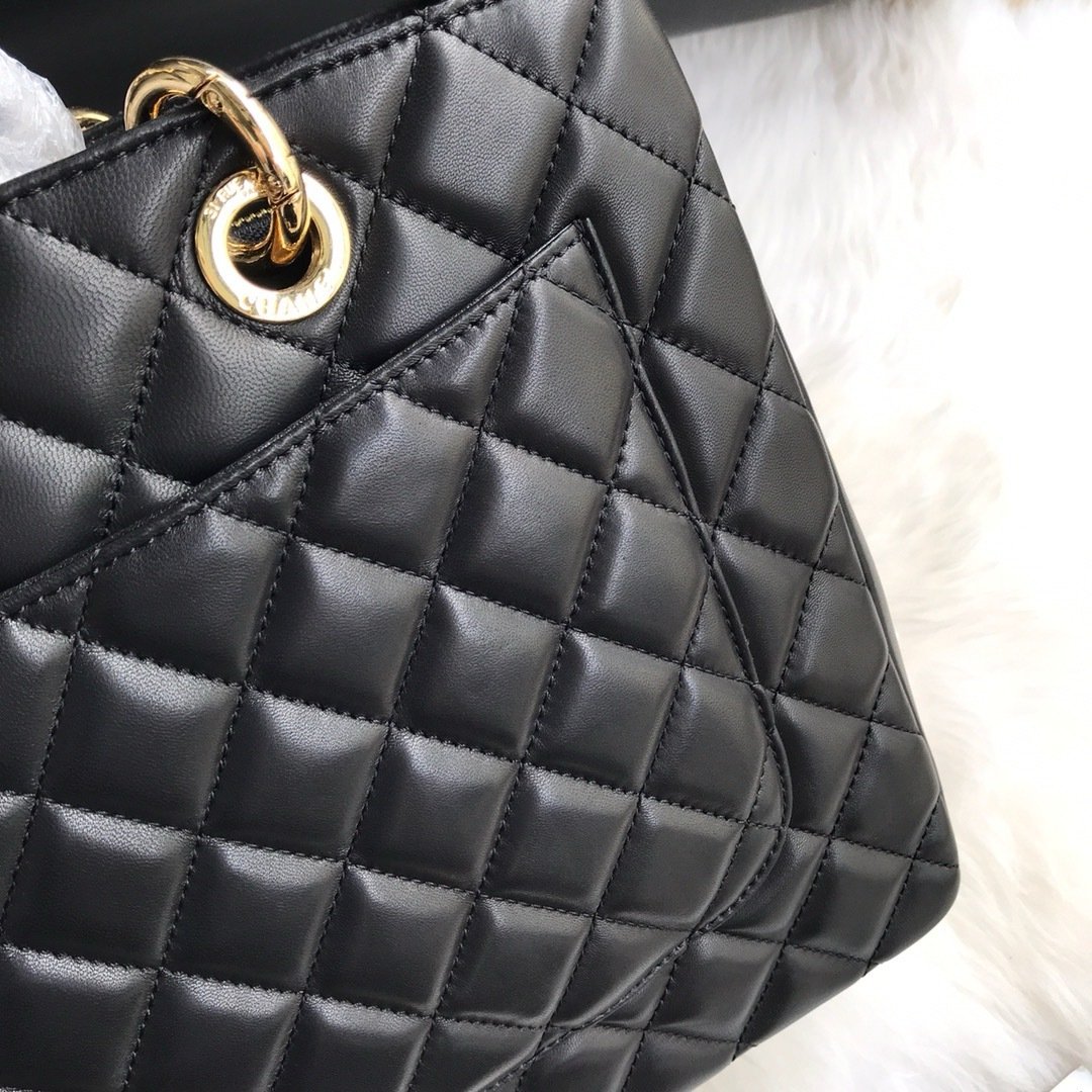 Chanel A50995 GST LE Shopping Bag 001790