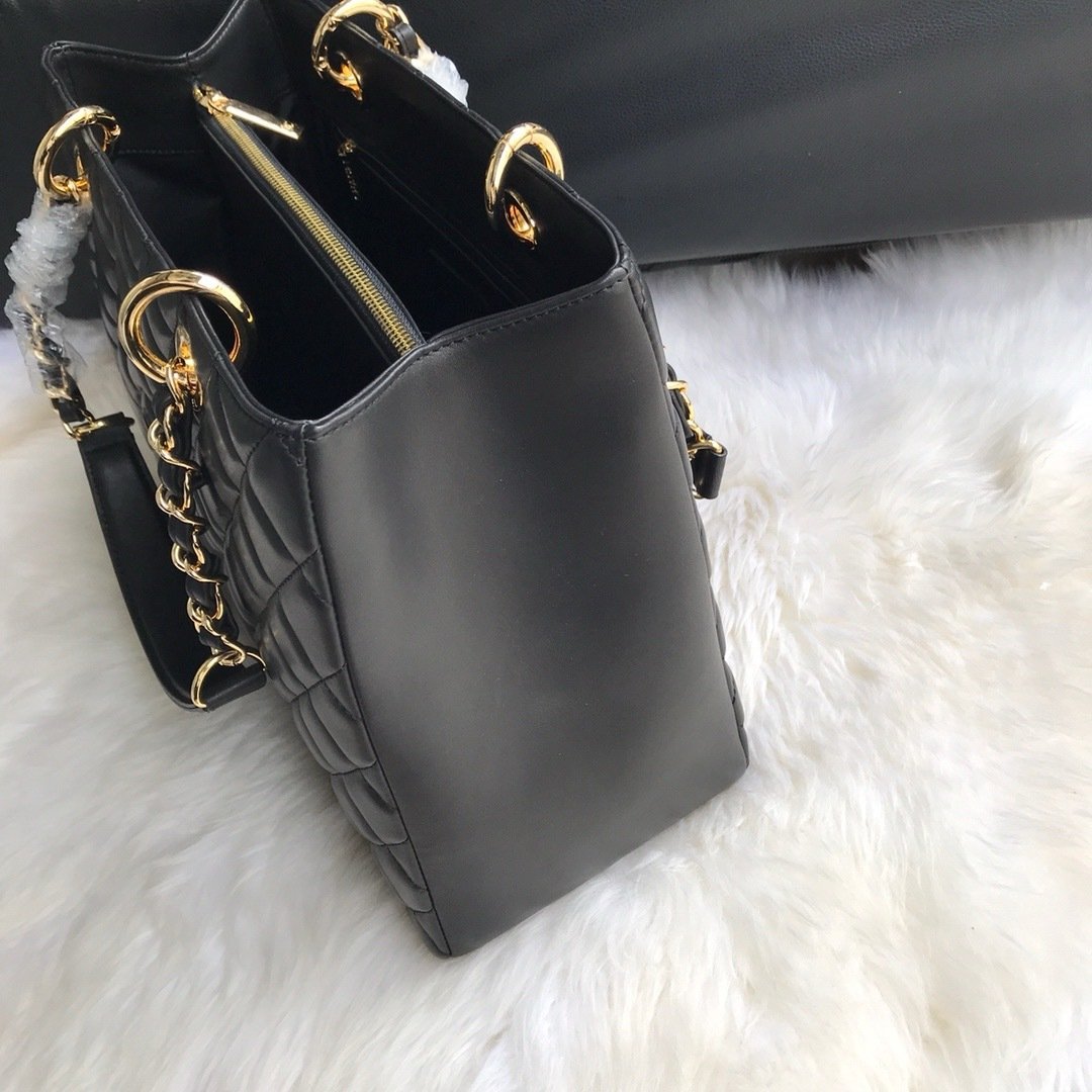 Chanel A50995 GST LE Shopping Bag 001790