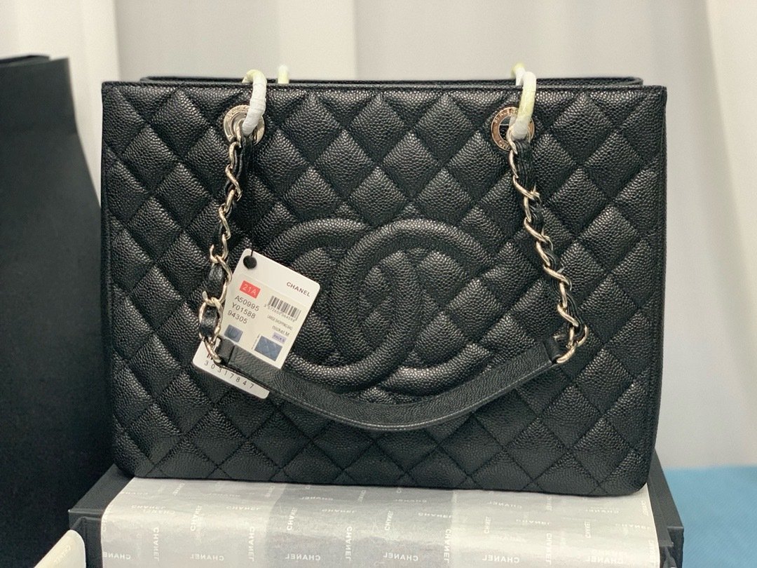 Chanel X33X13CM Silver Shopping Bag 50995