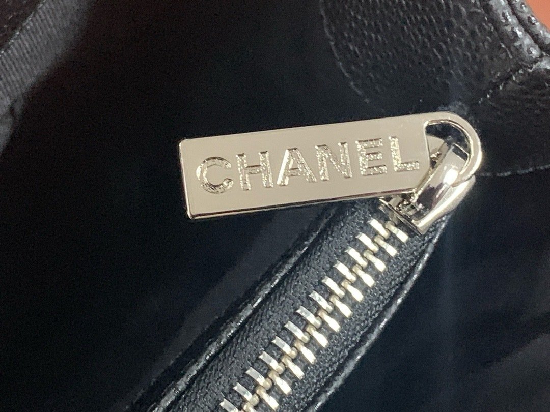 Chanel X33X13CM Silver Shopping Bag 50995