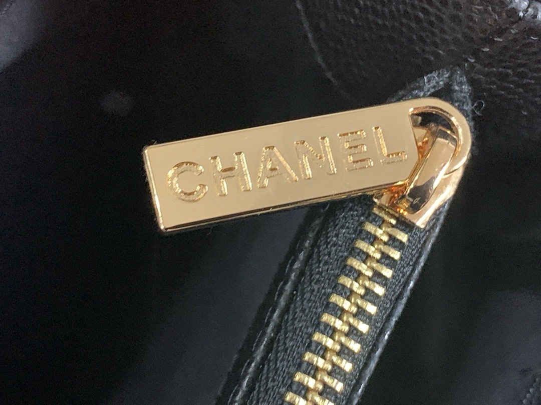 Chanel X33X13CM Silver Shopping Bag 50995