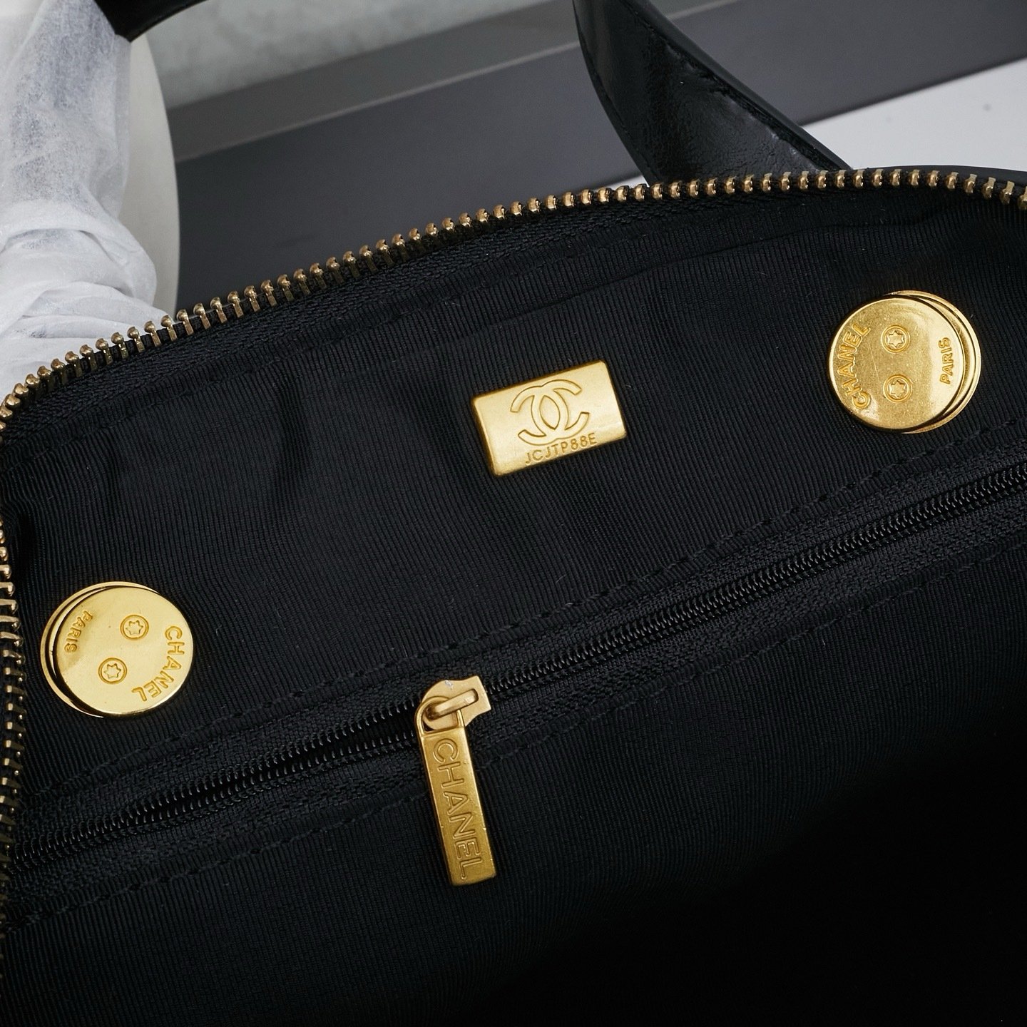 Chanel Bowling x17x13 x20x8 Large New Season-4 001330