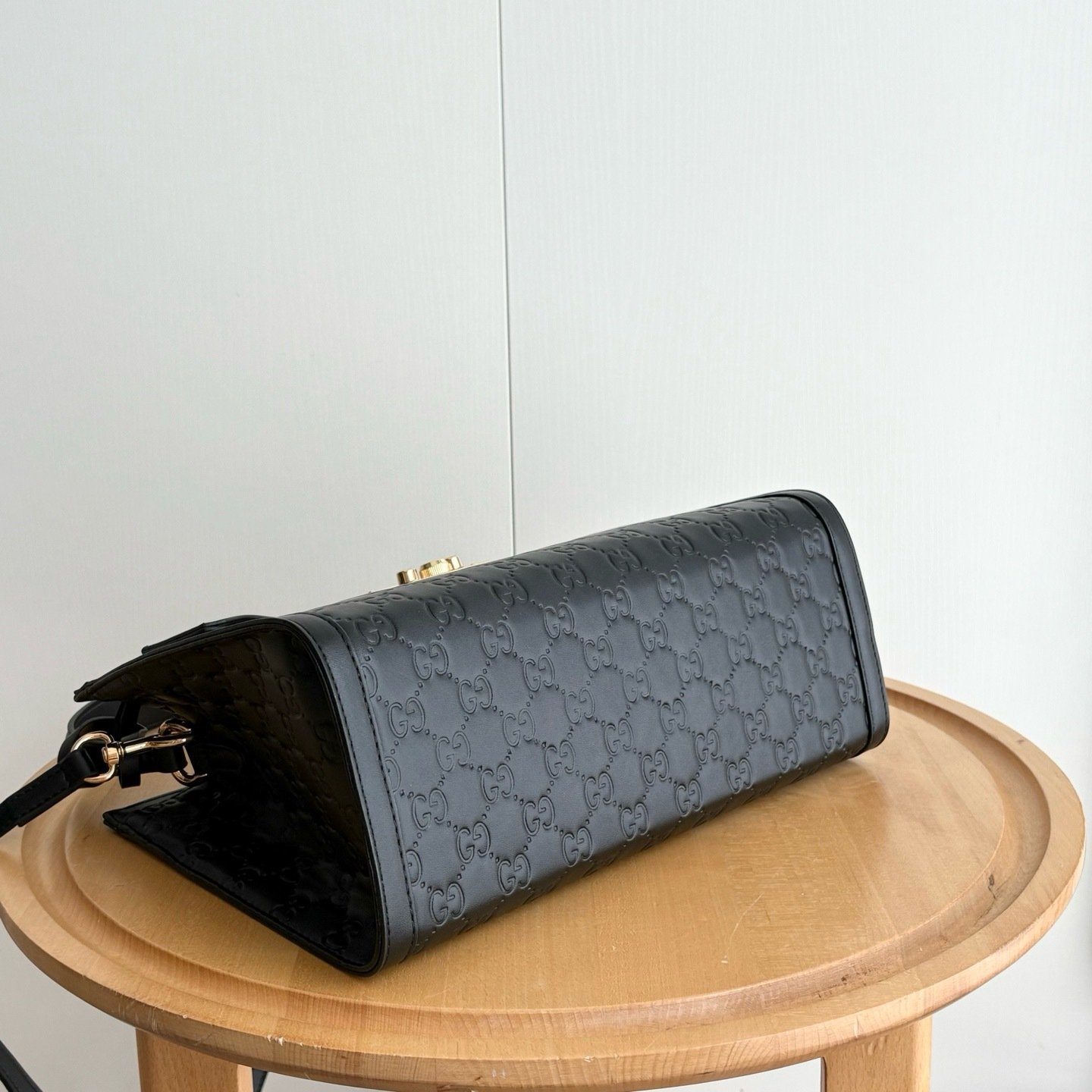 Gucci New Season Edition-3 838991