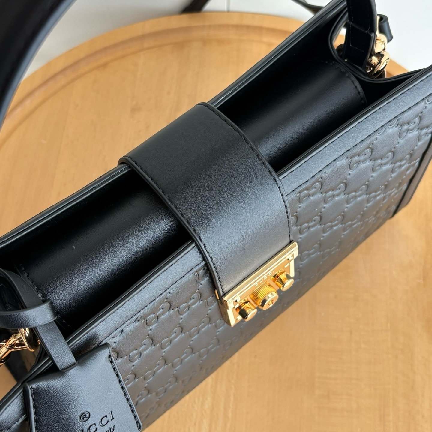 Gucci New Season Edition-3 838991