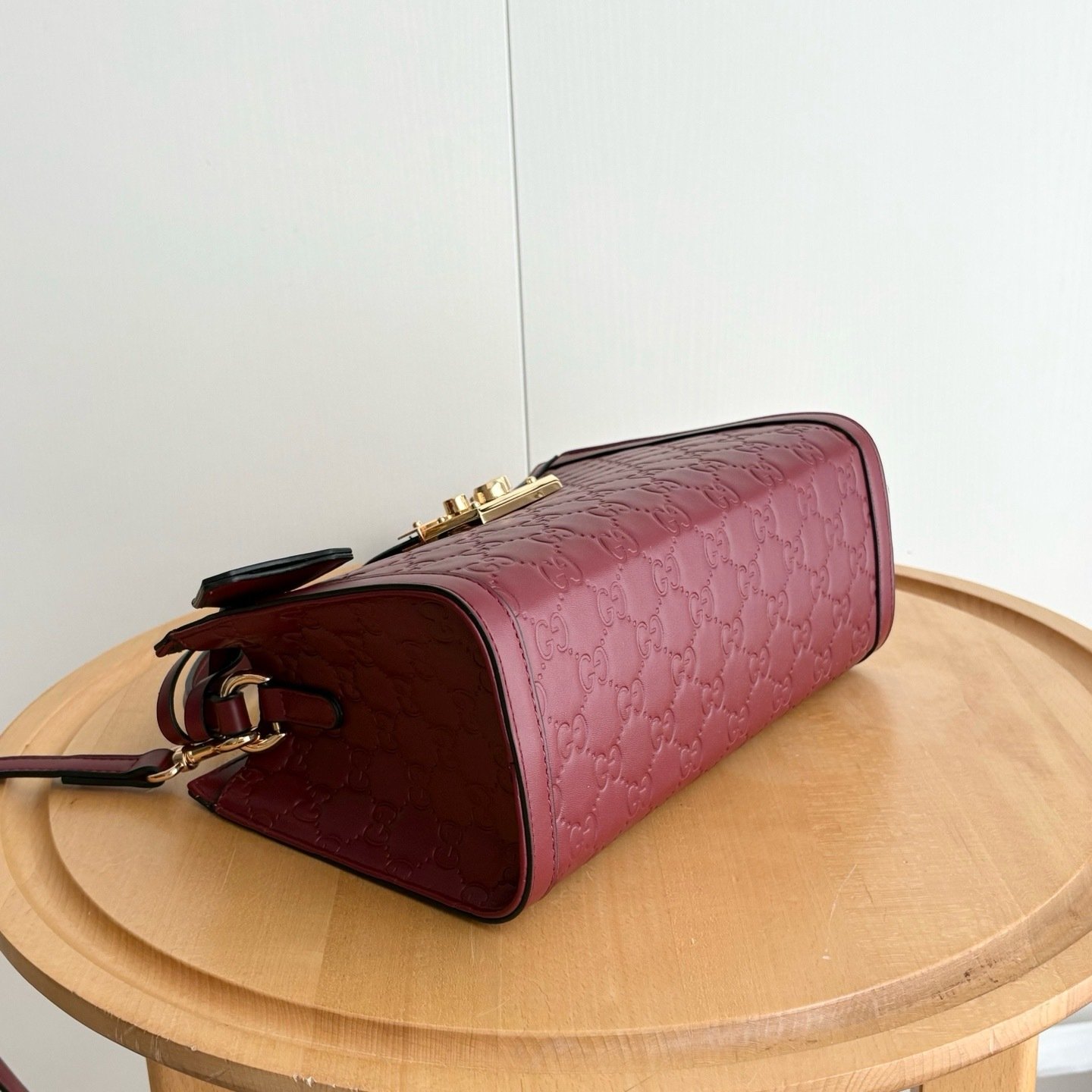 Gucci New Season Edition-1 838992