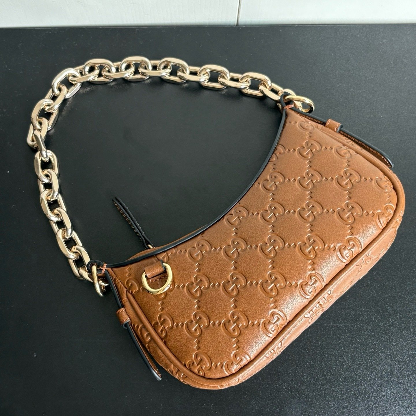 Gucci Boutique Edition-38 847091