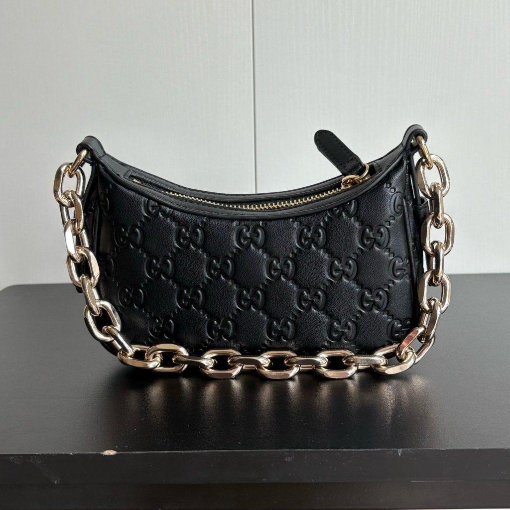 Gucci Boutique Edition-36 847091