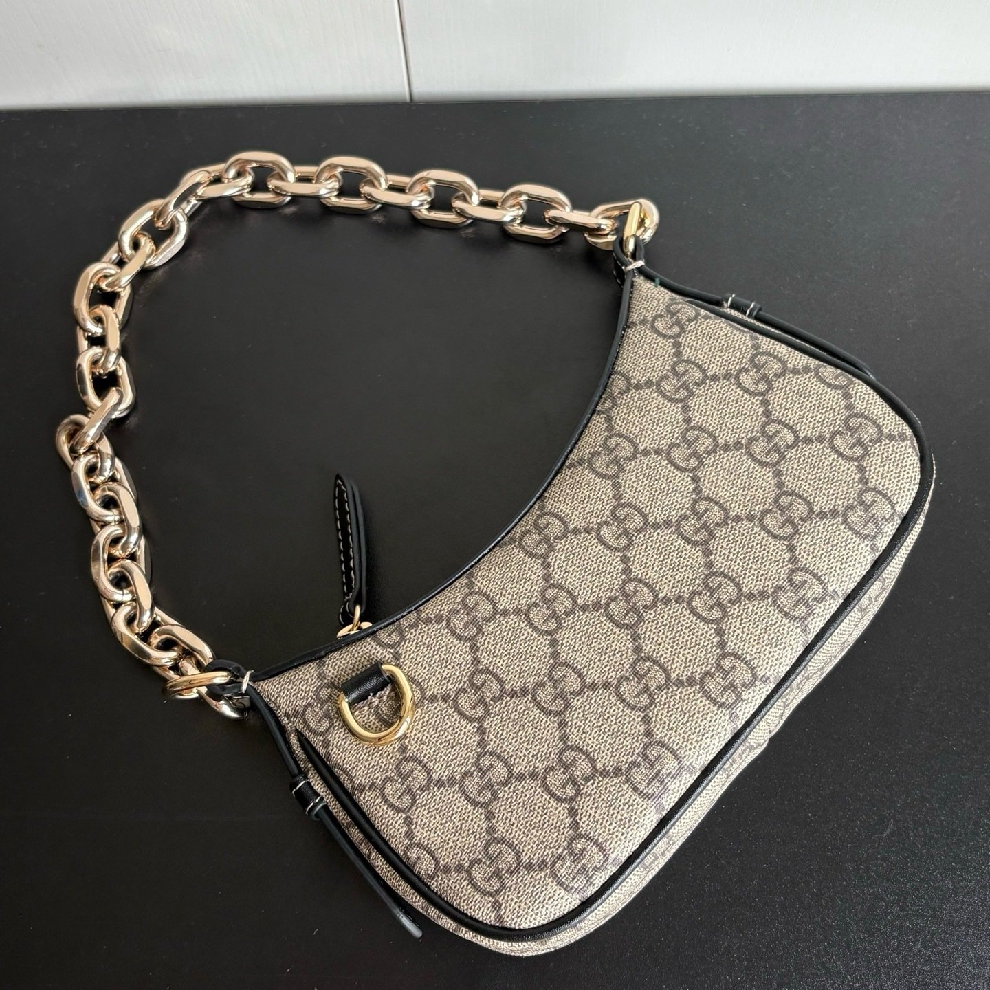 Gucci Boutique Edition-35 847091