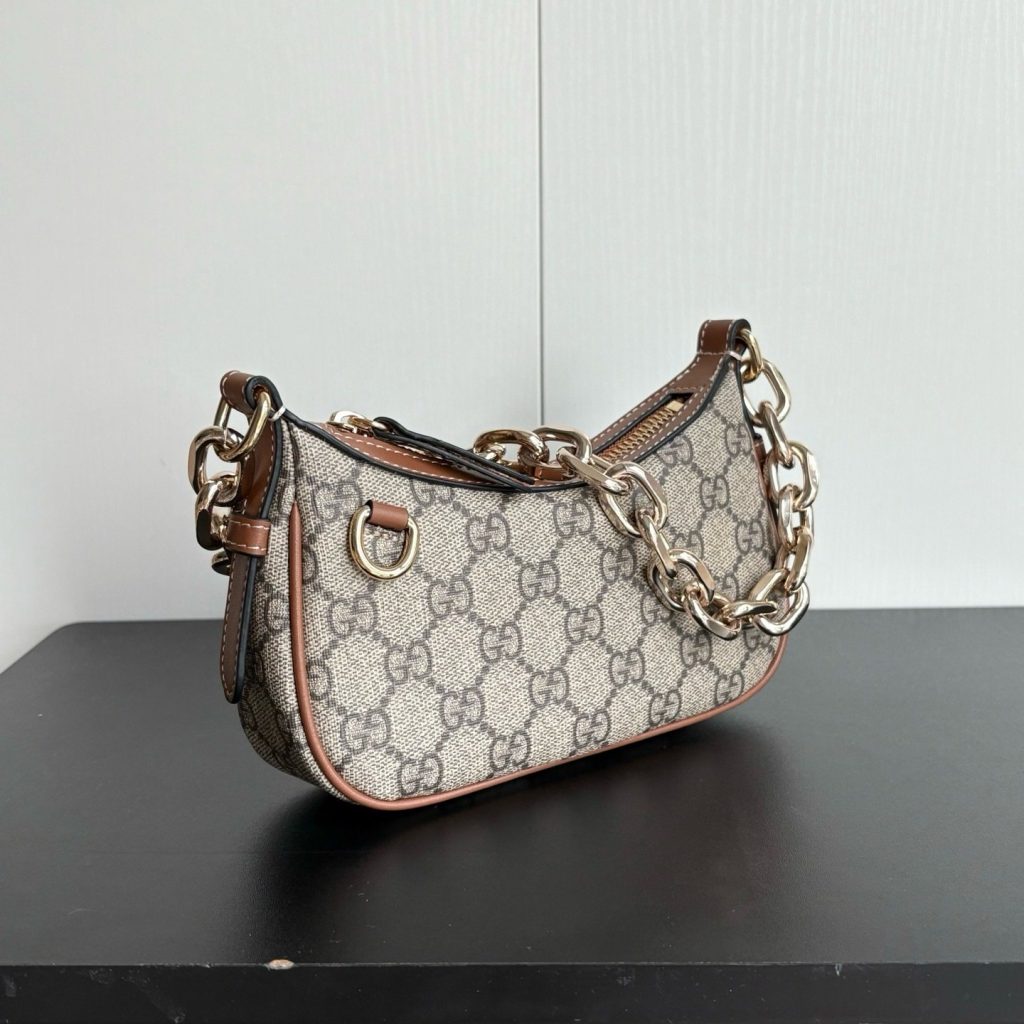 Gucci Boutique Edition-34 847091
