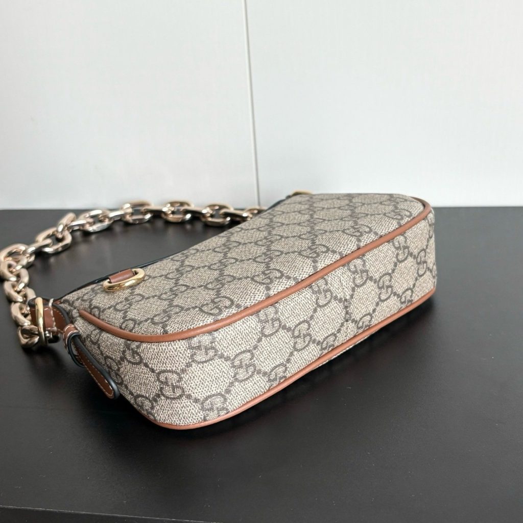 Gucci Boutique Edition-34 847091