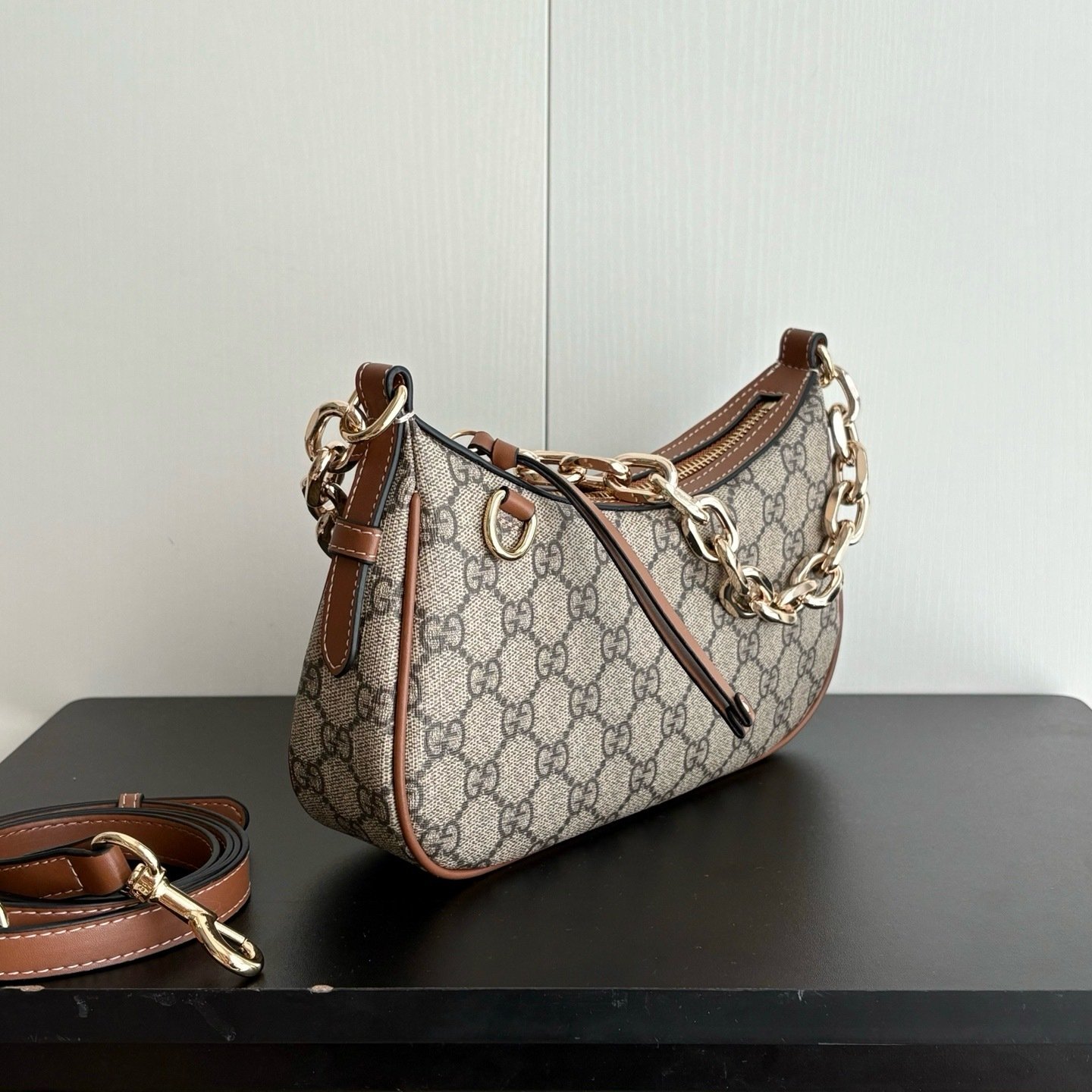 Gucci Boutique Edition-29 847447