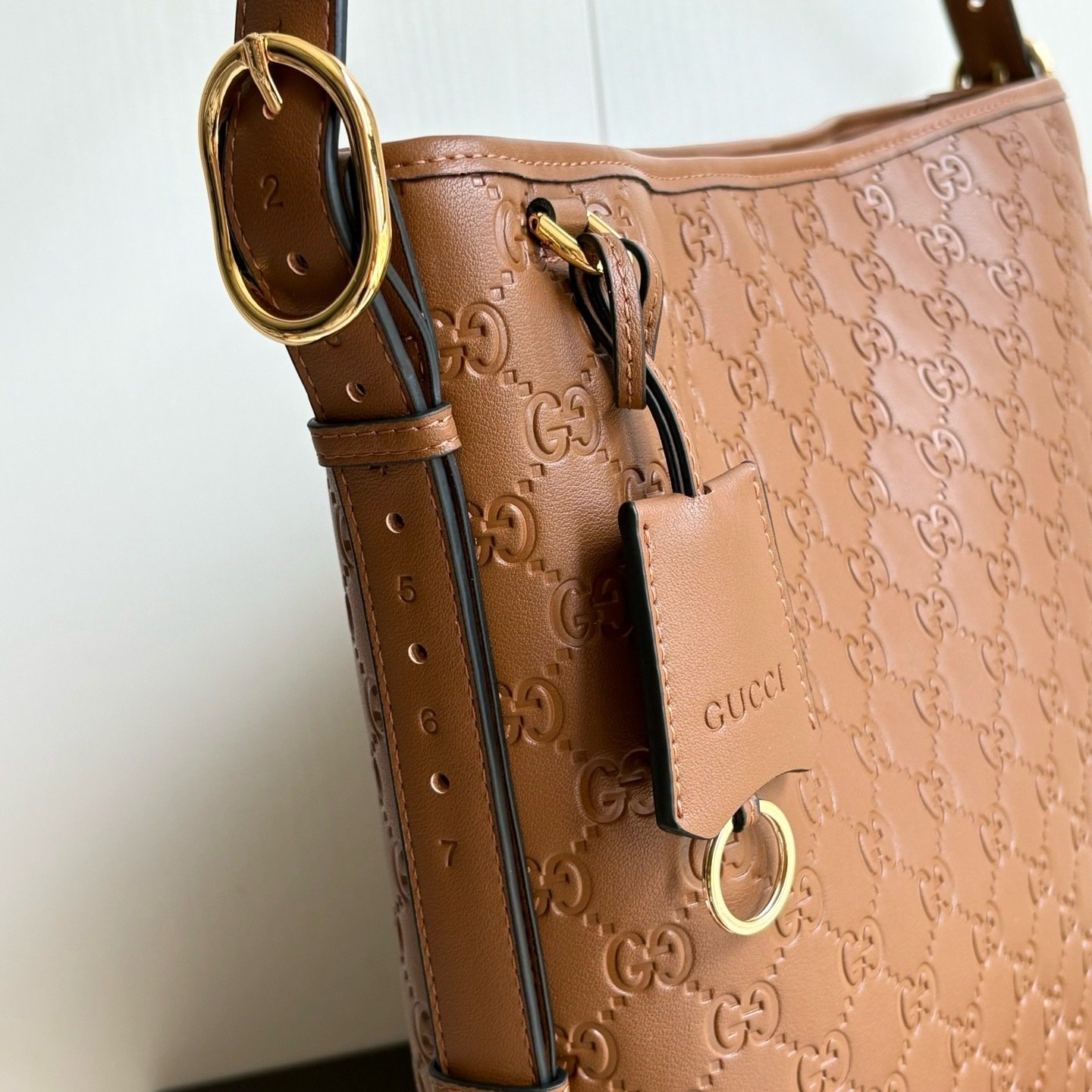 Gucci Boutique Edition-27 847452