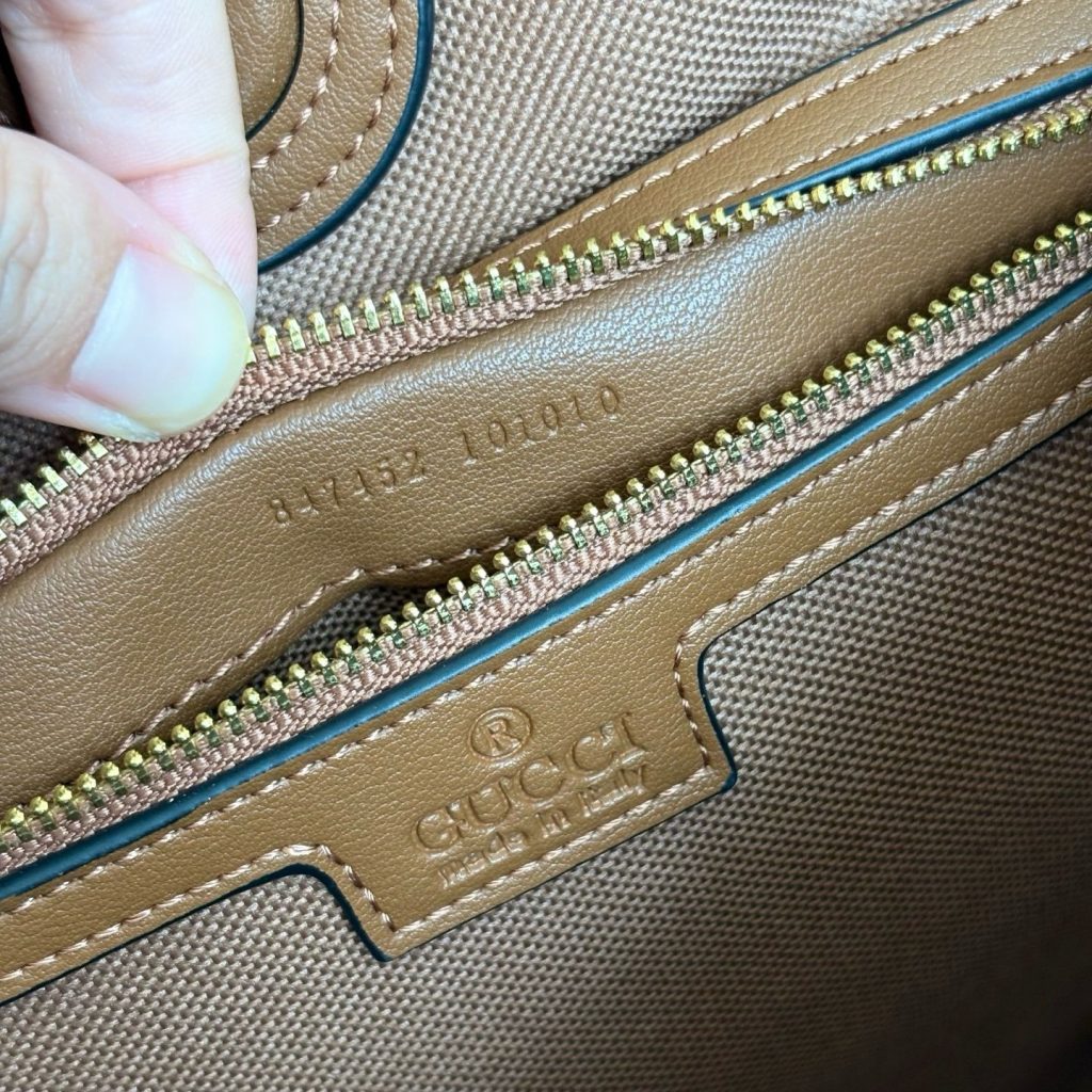 Gucci Boutique Edition-27 847452