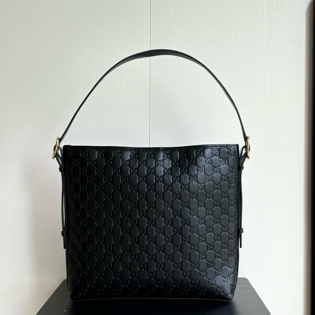 Gucci Boutique Edition-26 847452