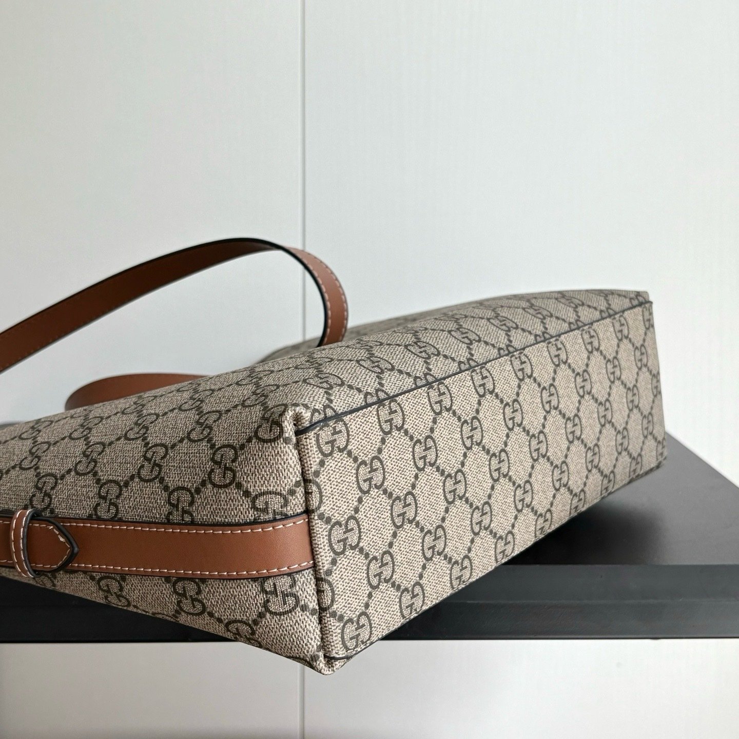 Gucci Boutique Edition-22 848881