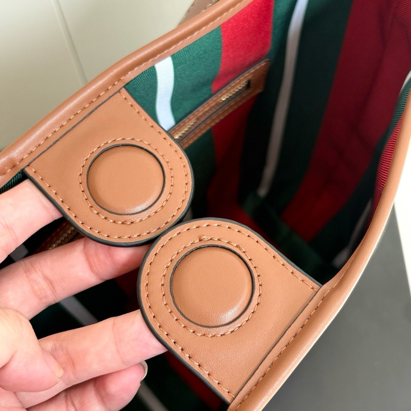 Gucci Boutique Edition-22 848881