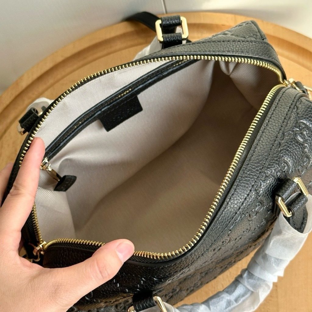 Gucci GG Small Boutique Edition-20 815255