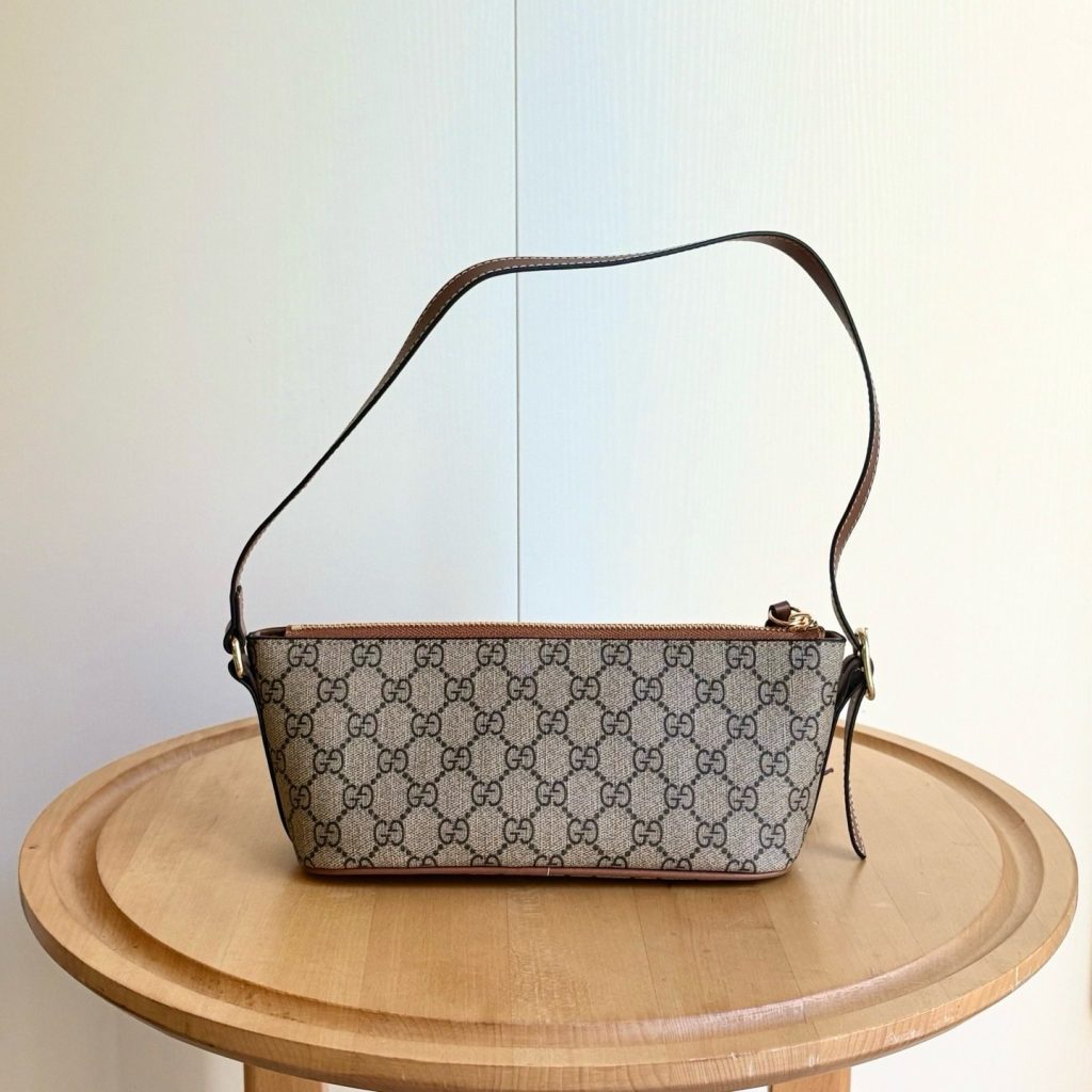 Gucci Boutique Edition-18 847281