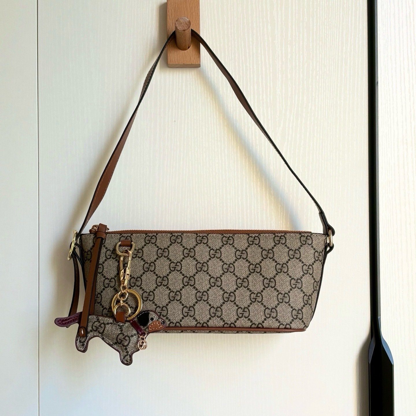 Gucci Boutique Edition-18 847281