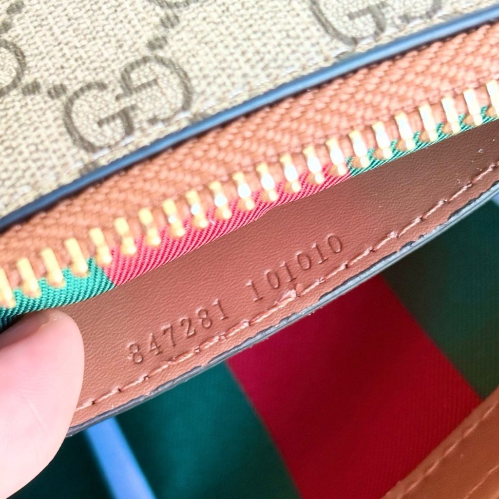 Gucci Boutique Edition-18 847281