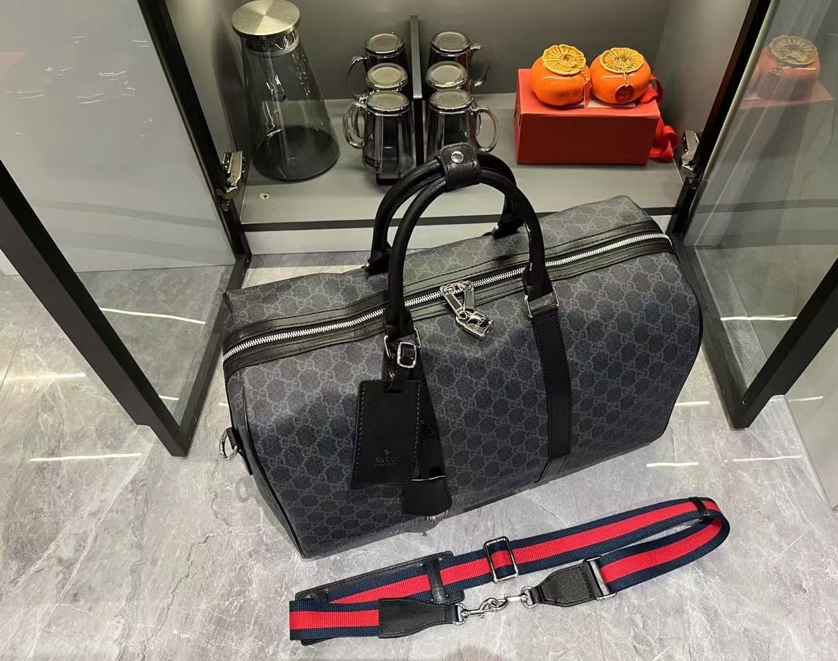 Gucci Canvas GG Supreme Black Travel Bag-9 792074