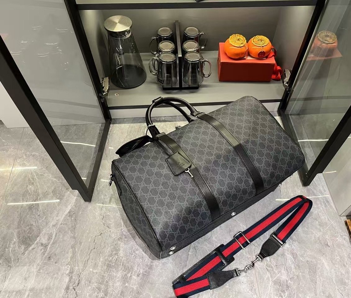 Gucci Canvas GG Supreme Black Travel Bag-9 792074