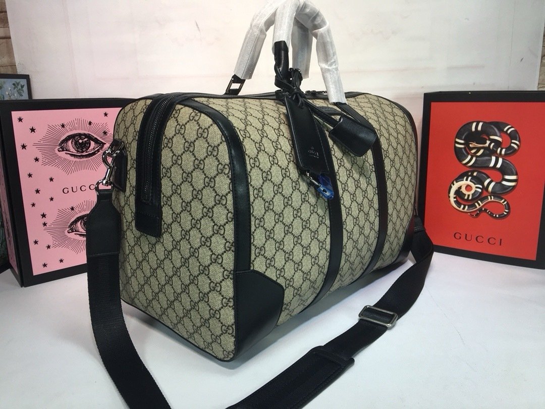 Gucci Canvas GG Supreme Black Compact Travel Edition 474131