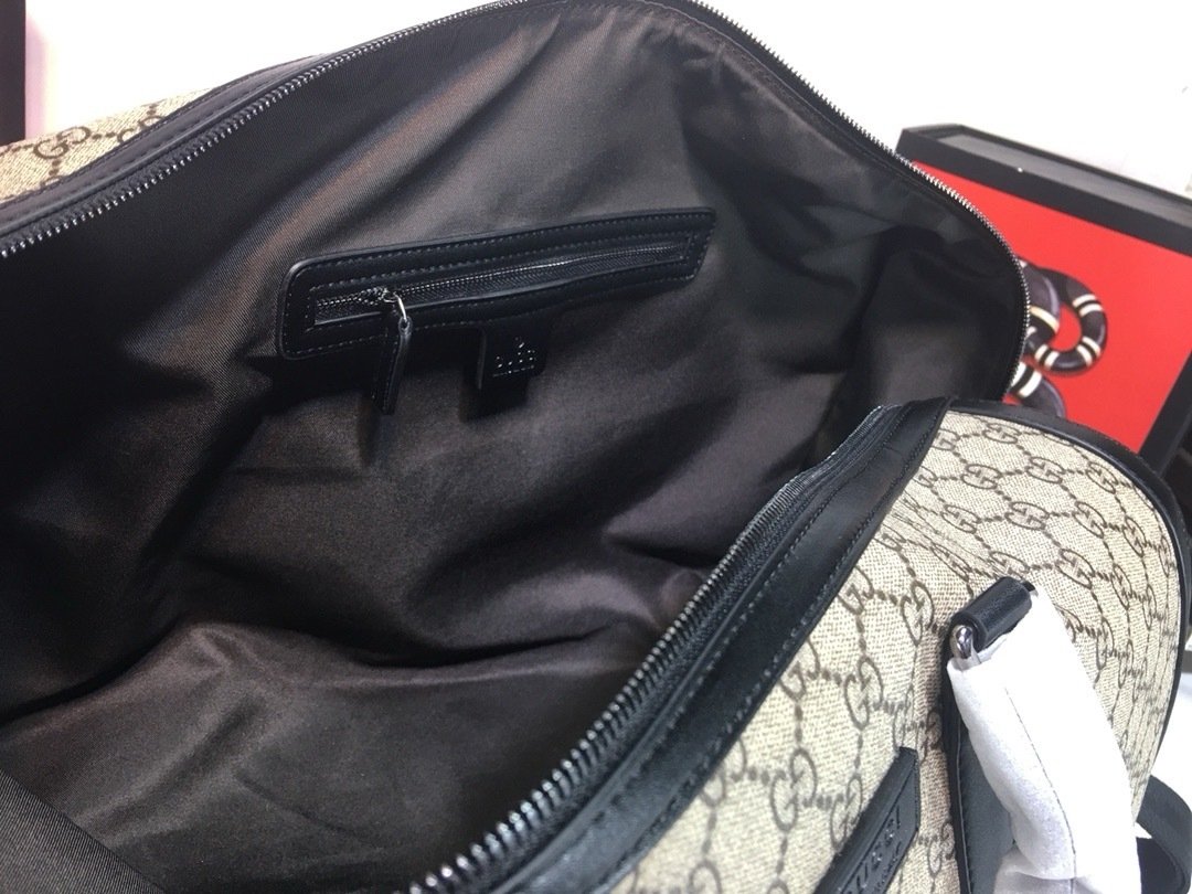 Gucci Canvas GG Supreme Black Compact Travel Edition 474131