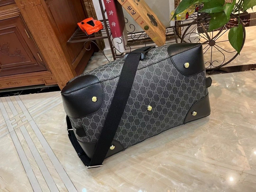 Gucci Canvas GG Guccio Supreme Black New Season-2 696014