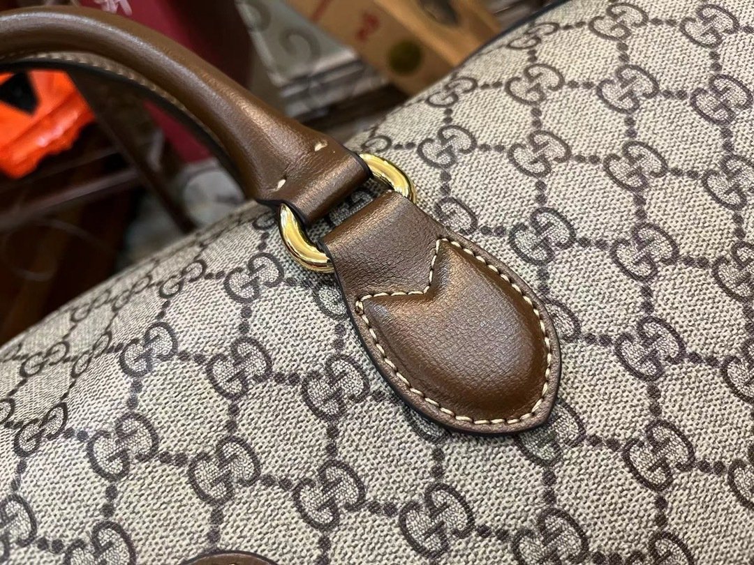 Gucci Canvas GG Guccio Supreme Black New Season-1 696014