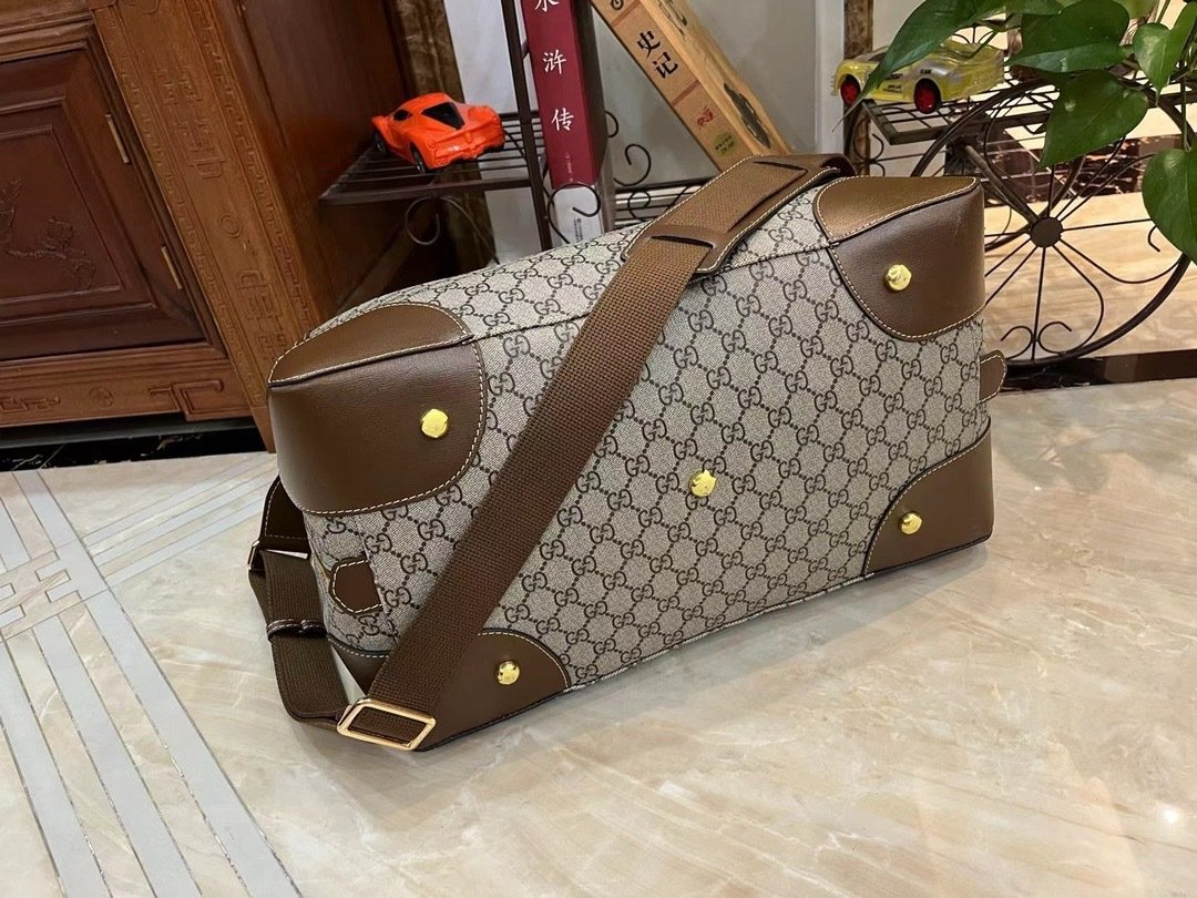 Gucci Canvas GG Guccio Supreme Black New Season-1 696014